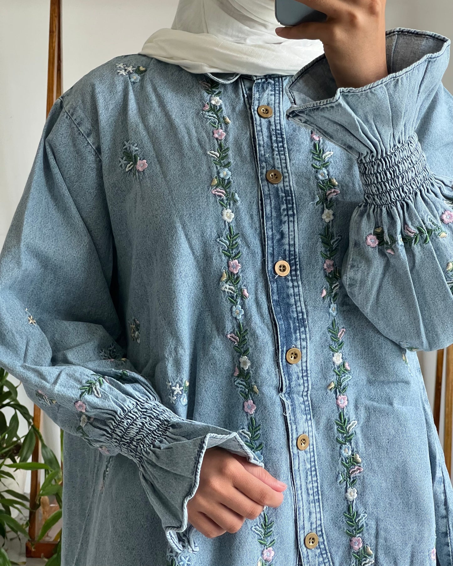 Modesty denim embroidery top