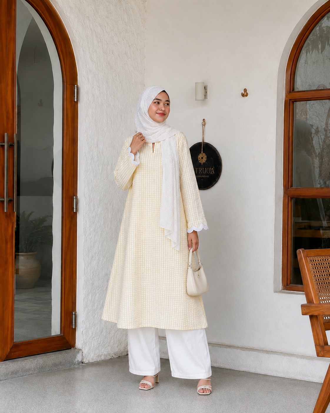 Modest wear top