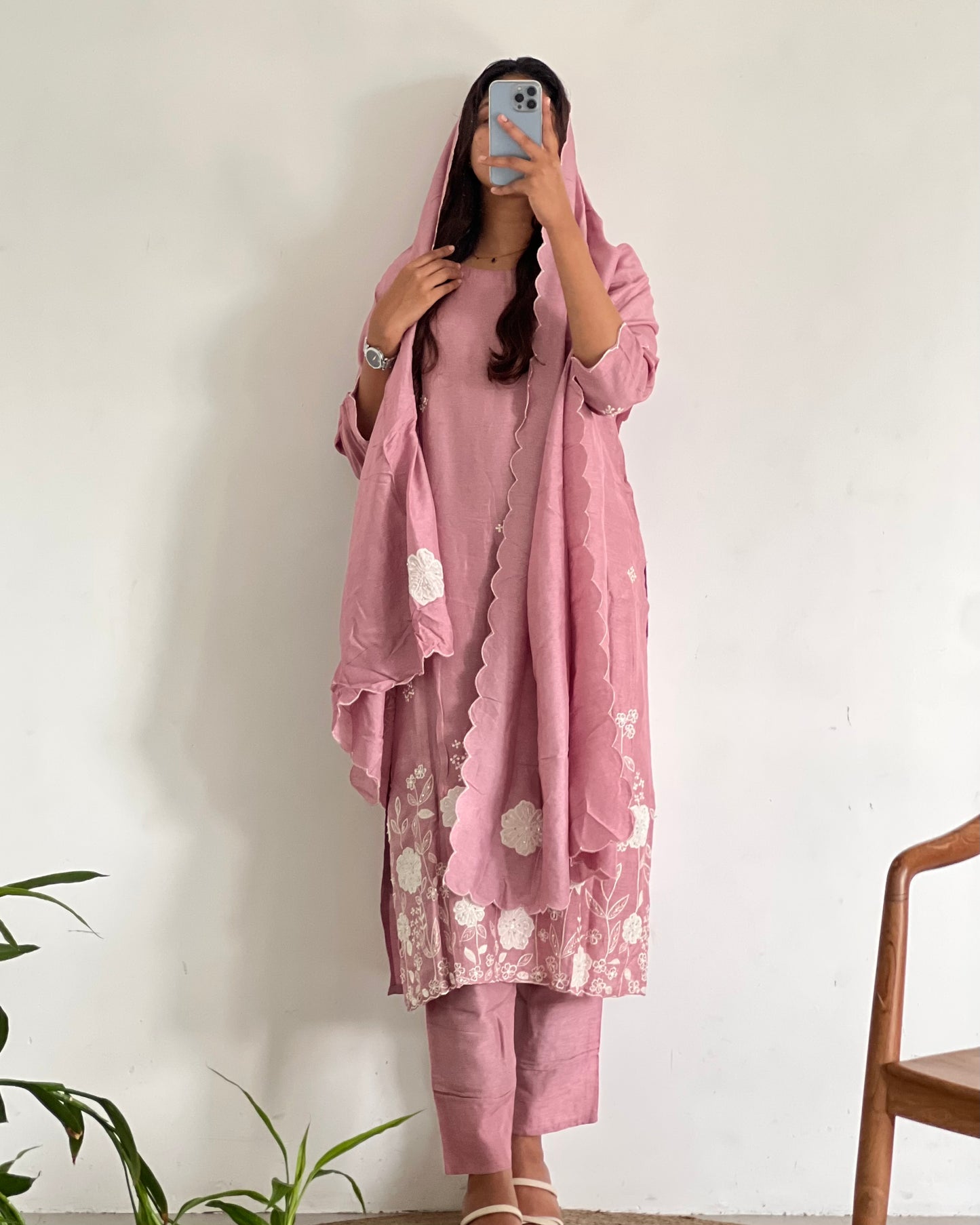 Light pink Straight-cut machine embroidery salwar