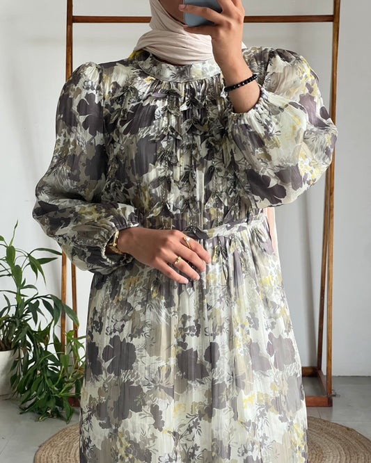 Elegant floral georgette gown