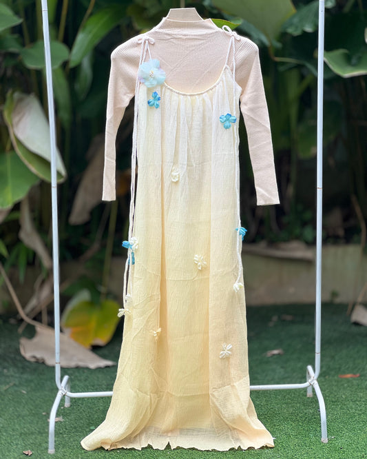 Imported pinafore with inner