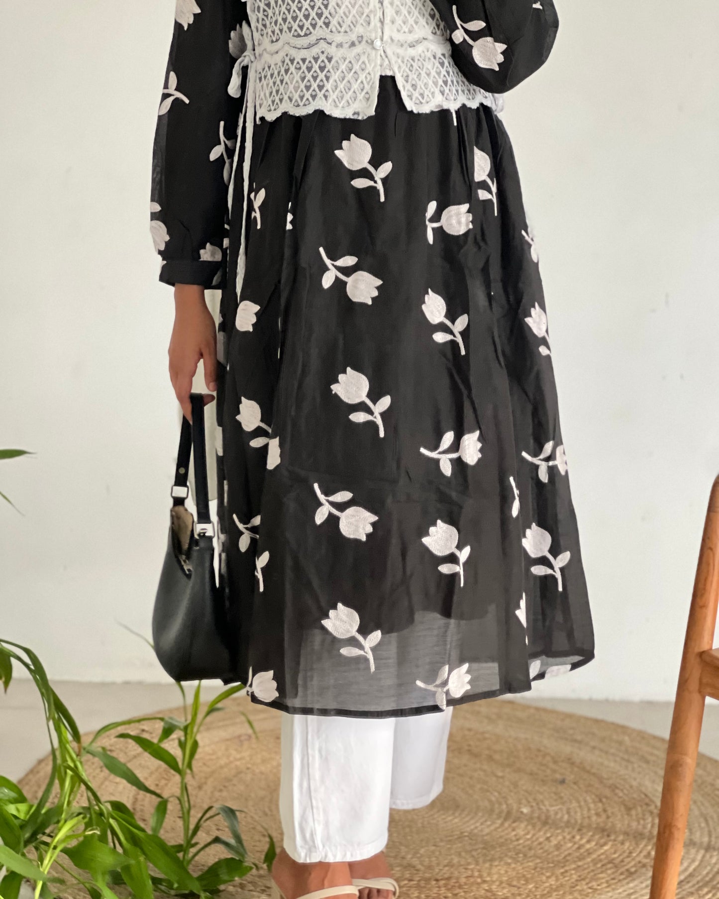 Black & white floral machine embroidery dress with lace