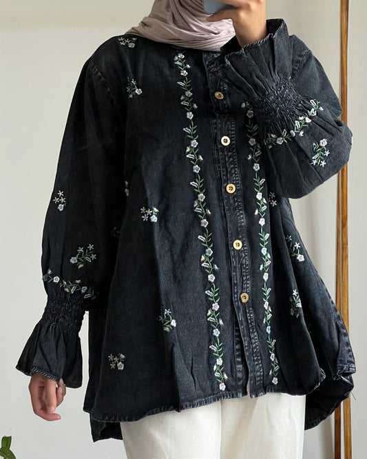 Modesty denim embroidery top