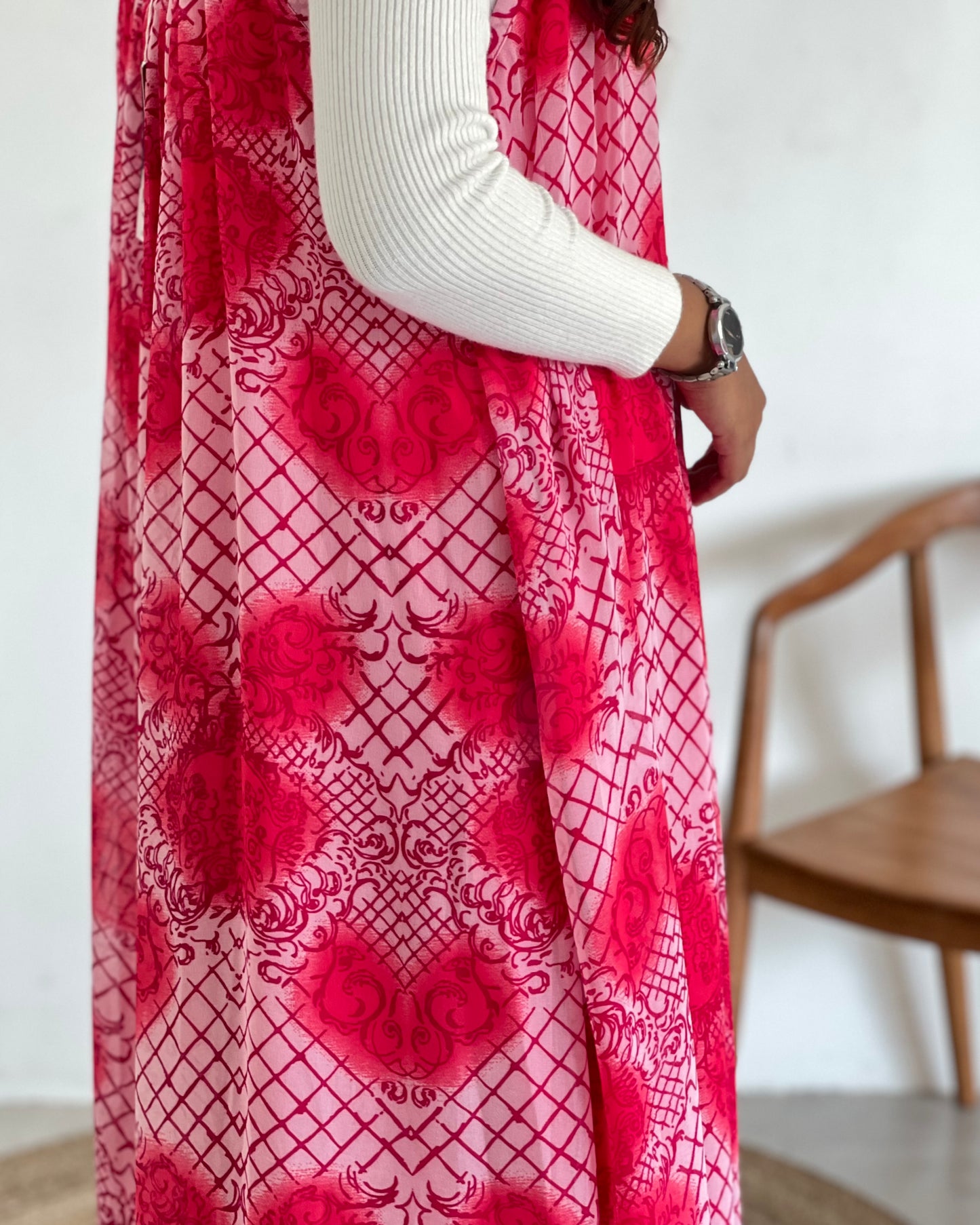 Printed pinafore with inner