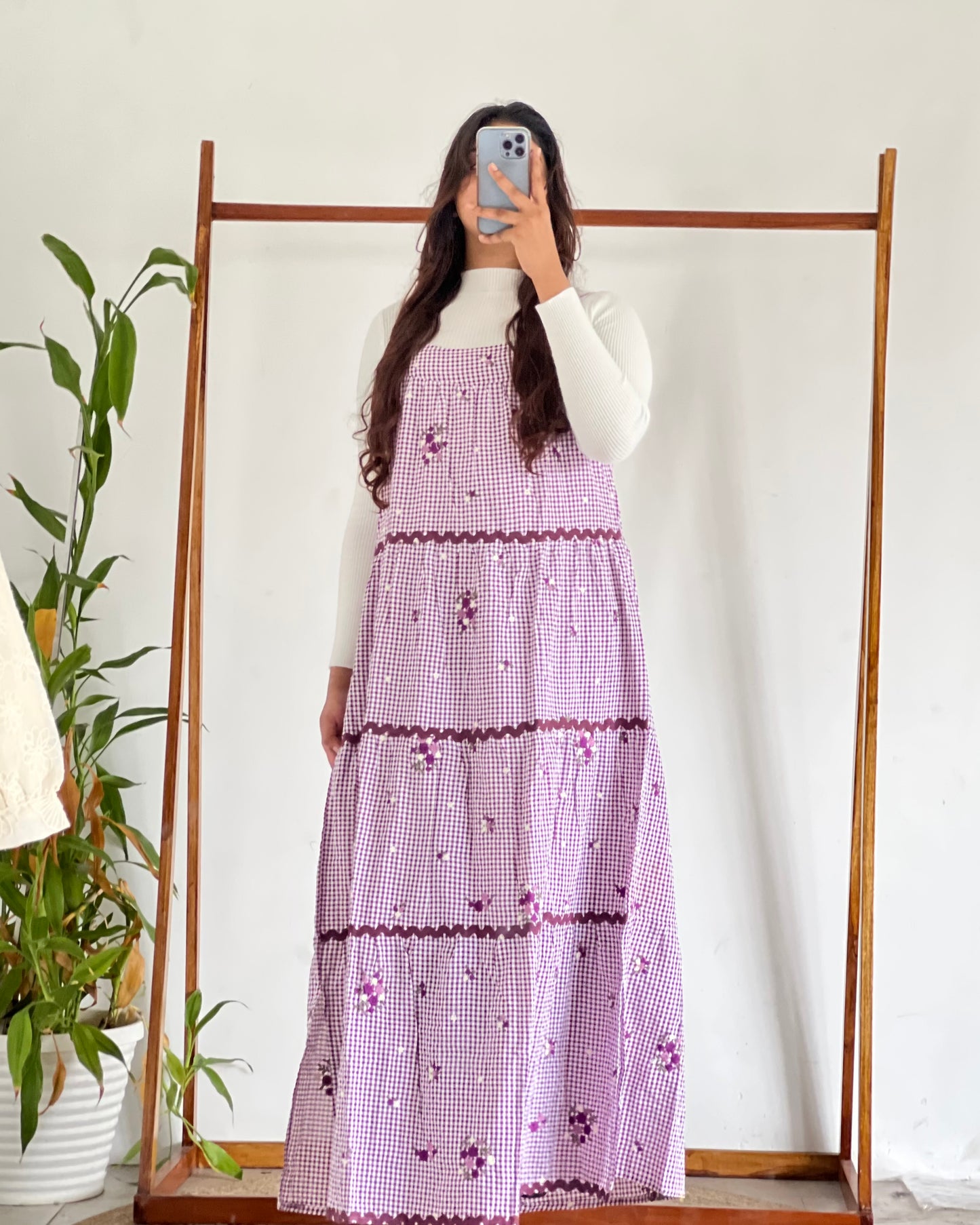 Imported pinafore with inner