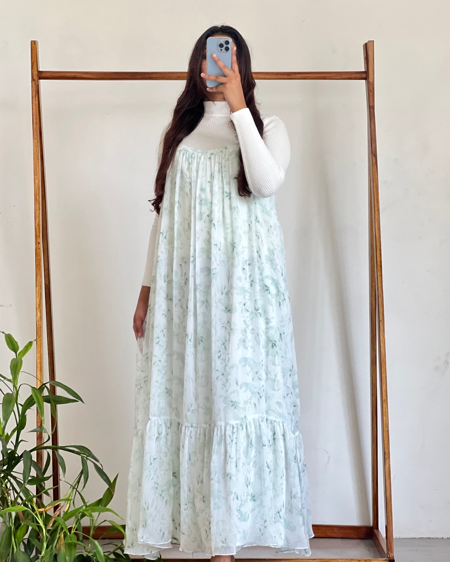 Pinafore with inner