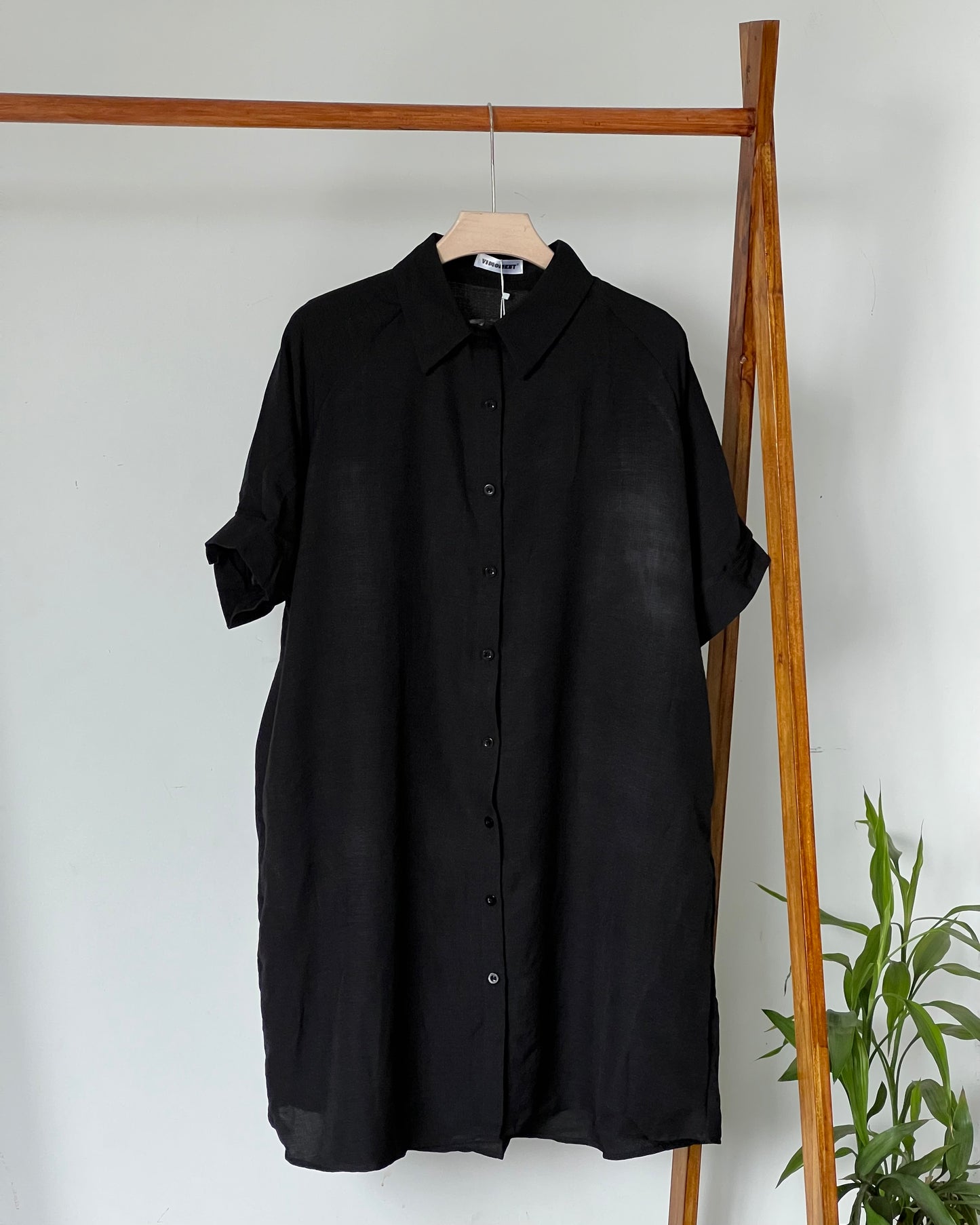 Solid black relaxed fit shirt