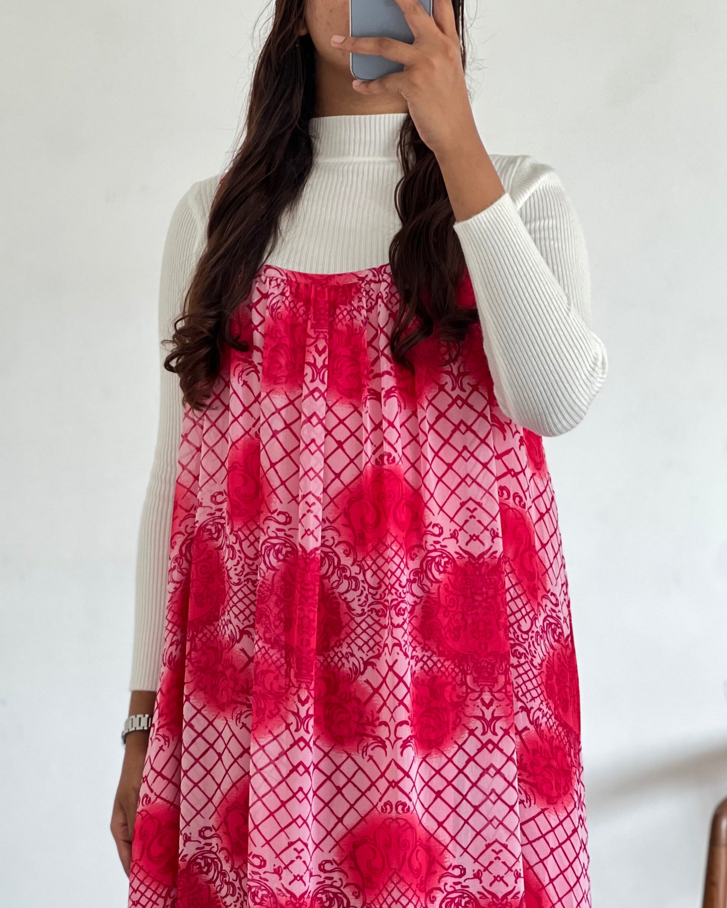 Printed pinafore with inner