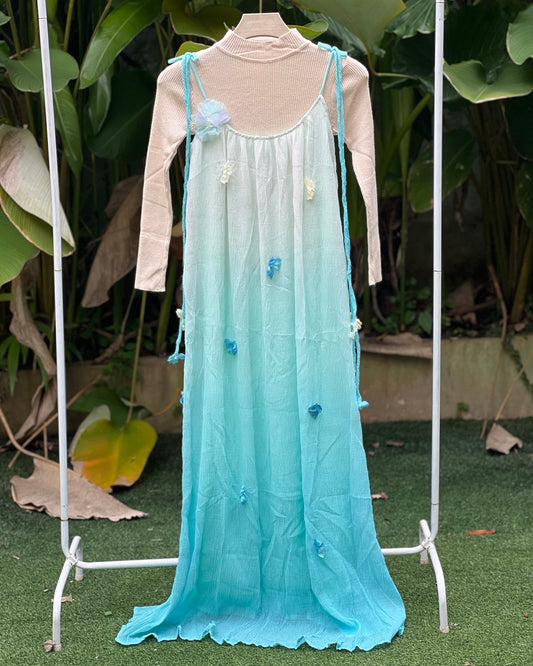 Imported pinafore with inner